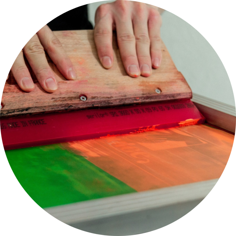 Estampa em silk personalizada para peças corporativas